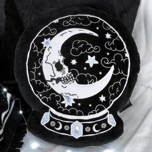 ISO KILLSTAR Crystal Ball Cushion.